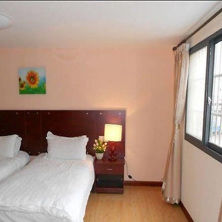Ningbo Qingqishi Holiday Hotel מראה חיצוני תמונה